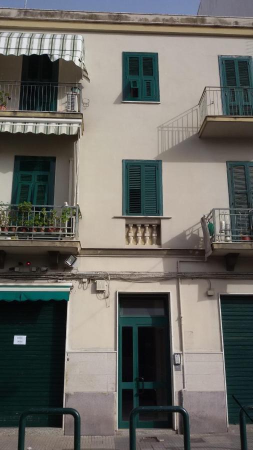 Bari, Puglia. Centrale E Facile Da Raggiungere !! Dış mekan fotoğraf